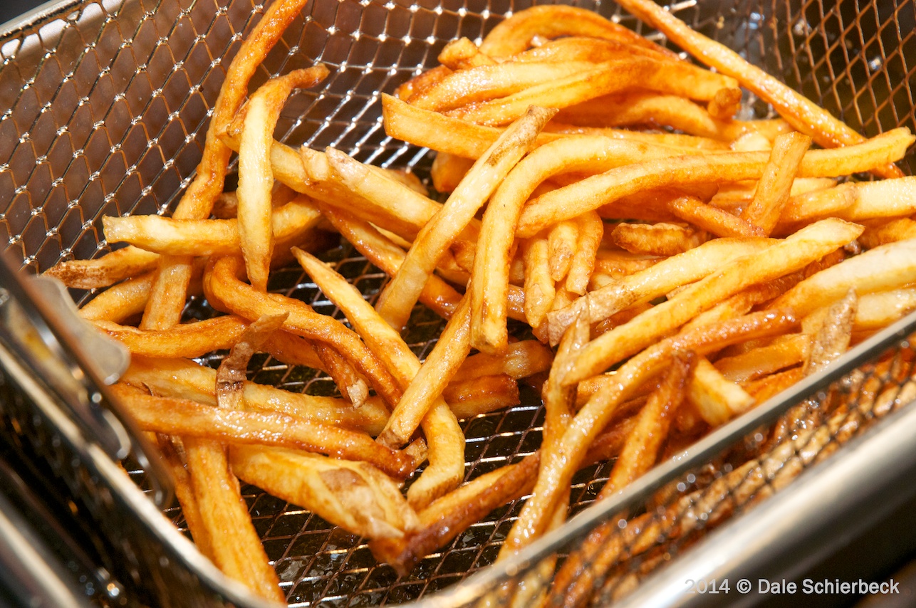 French fries that are high in acrylamides.